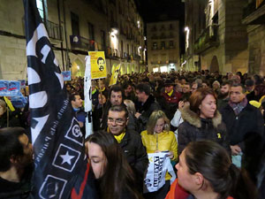 Concentraci&oacute; a la pla&ccedil;a del Vi de protesta pels tres mesos de pres&oacute; de Jordi S&agrave;nchez i Jordi Cuixart