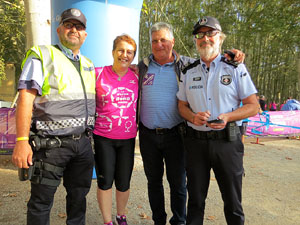 Cursa de la Dona 2017. Concentraci&oacute; i sortida del Parc de la Devesa i cursa pels carrers de Girona