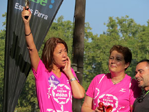 Cursa de la Dona 2017. Concentraci&oacute; i sortida del Parc de la Devesa i cursa pels carrers de Girona