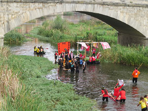 Fires 2017. 6a. Baixada d'Andròmines pel riu Onyar del segle XXI