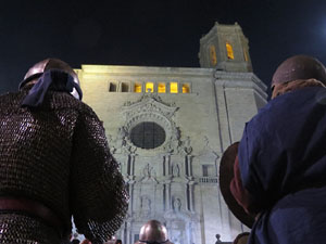 Fires 2017. La Beatufarra, descens del Beatusaure per les escales de la Catedral de Girona
