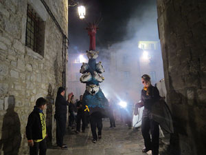 Fires 2017. La Beatufarra, descens del Beatusaure per les escales de la Catedral de Girona