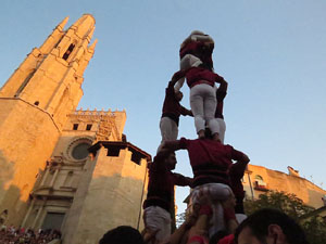 Fires 2017. Els Castells de Vigília a la plaça de Sant Feliu, amb els Marrecs de Salt, la Colla Castellera Esperxats de l'Estany i els Castellers d'Andorra