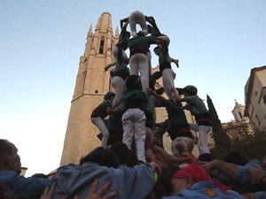 Fires 2017. Els Castells de Vigília a la plaça de Sant Feliu, amb els Marrecs de Salt, la Colla Castellera Esperxats de l'Estany i els Castellers d'Andorra