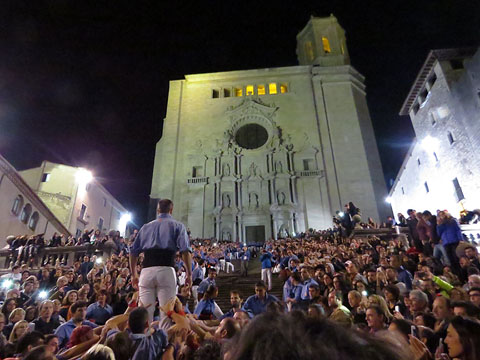 Inici de la construcció del pilar