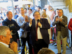 Fires 2017. Col&middot:locaci&oacute; d'una placa commemorativa de l'ascens del Girona FC a primera divisi&oacute; a l'antic caf&egrave; Norat, a la Rambla de la Llibertat