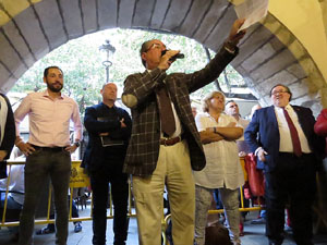 Fires 2017. Col&middot:locaci&oacute; d'una placa commemorativa de l'ascens del Girona FC a primera divisi&oacute; a l'antic caf&egrave; Norat, a la Rambla de la Llibertat