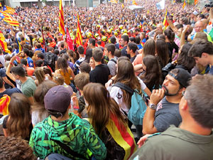 Manifestaci&oacute; 'Els col&middot;legis, sempre nostres!' davant la seu de la Generalitat de Catalunya