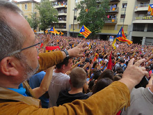 Manifestaci&oacute; 'Els col&middot;legis, sempre nostres!' davant la seu de la Generalitat de Catalunya