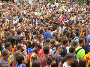 Manifestaci&oacute; 'Els col&middot;legis, sempre nostres!' davant la seu de la Generalitat de Catalunya