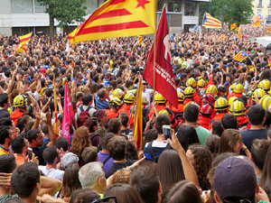 Manifestaci&oacute; 'Els col&middot;legis, sempre nostres!' davant la seu de la Generalitat de Catalunya