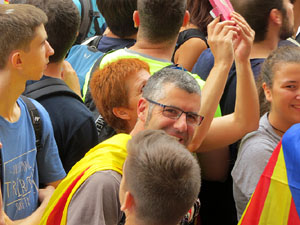 Manifestaci&oacute; 'Els col&middot;legis, sempre nostres!' davant la seu de la Generalitat de Catalunya