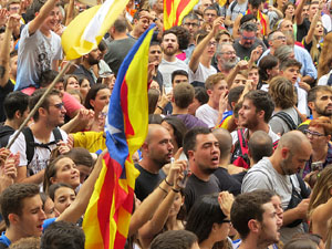 Manifestaci&oacute; 'Els col&middot;legis, sempre nostres!' davant la seu de la Generalitat de Catalunya