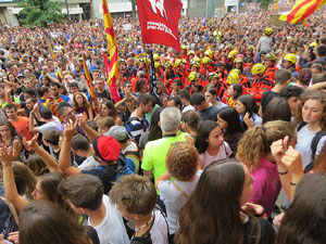 Manifestaci&oacute; 'Els col&middot;legis, sempre nostres!' davant la seu de la Generalitat de Catalunya