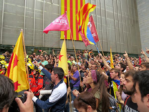 Manifestaci&oacute; 'Els col&middot;legis, sempre nostres!' davant la seu de la Generalitat de Catalunya