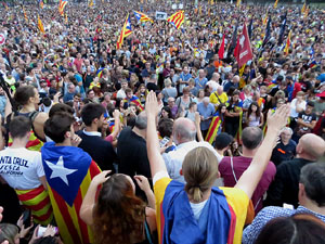 Manifestaci&oacute; 'Rep&uacute;blica!' pels carrers de la ciutat i el Parc de la Devesa