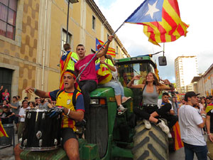 Manifestaci&oacute; 'Rep&uacute;blica!' pels carrers de la ciutat i el Parc de la Devesa