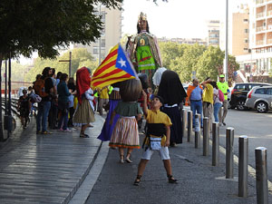 Marat&oacute; per la democr&agrave;cia. Cercavila dels gegants i capgrossos de Girona