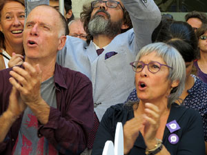 Marat&oacute; per la democr&agrave;cia. Concentraci&oacute; i parlaments a la pla&ccedil;a del Vi