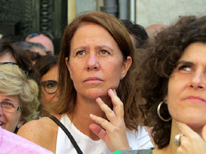 Marat&oacute; per la democr&agrave;cia. Concentraci&oacute; i parlaments a la pla&ccedil;a del Vi