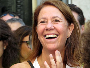 Marat&oacute; per la democr&agrave;cia. Concentraci&oacute; i parlaments a la pla&ccedil;a del Vi