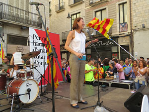 Marat&oacute; per la democr&agrave;cia. Concentraci&oacute; i parlaments a la pla&ccedil;a del Vi