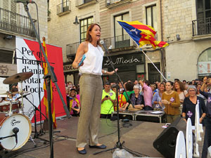 Marat&oacute; per la democr&agrave;cia. Concentraci&oacute; i parlaments a la pla&ccedil;a del Vi