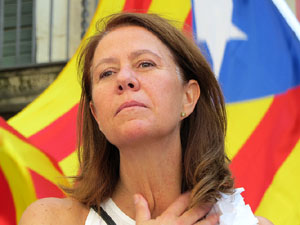 Marat&oacute; per la democr&agrave;cia. Concentraci&oacute; i parlaments a la pla&ccedil;a del Vi