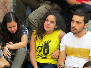 Marat&oacute; per la democr&agrave;cia. Concentraci&oacute; i parlaments a la pla&ccedil;a del Vi