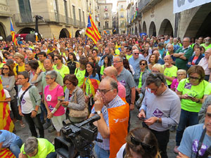 Marat&oacute; per la democr&agrave;cia. Concentraci&oacute; i parlaments a la pla&ccedil;a del Vi
