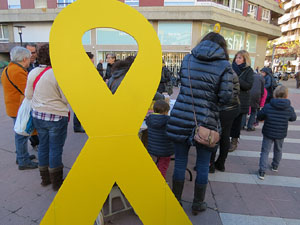 Nadal 2017. L'Arbre dels desitjos de Llibertat a la pla&ccedil;a Miquel de Palol