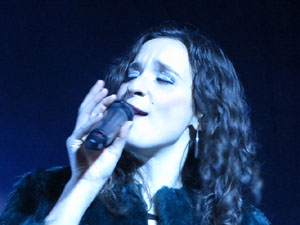 Nadal 2017. Campanades de Cap d'Any a la Catedral de Girona i actuaci&oacute; de Balahits