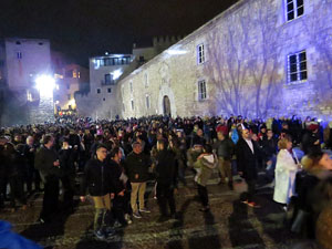 Nadal 2017. Campanades de Cap d'Any a la Catedral de Girona i actuaci&oacute; de Balahits