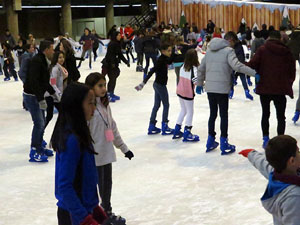 Nadal 2017. Pista de gel i tobogan a Fira de Girona
