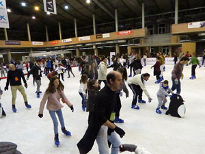 Nadal 2017. Pista de gel i tobogan a Fira de Girona