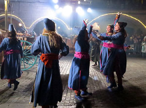 La Cavalcada de Reis 2018. Arribada del seguici a la pla&ccedil;a del Vi