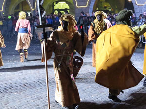 La Cavalcada de Reis 2018. Arribada del seguici a la pla&ccedil;a del Vi