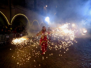La Cavalcada de Reis 2018. Arribada del seguici a la pla&ccedil;a del Vi
