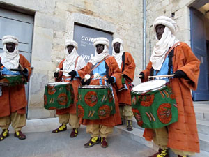 La Cavalcada de Reis 2018. La precavalcada des de la Merc&egrave; pels carrers de Girona