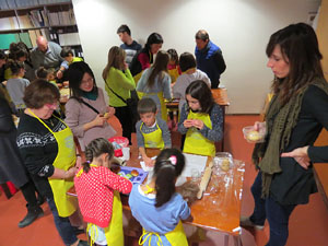 Nadal 2017. Taller de sufganiot, bunyols de Hanukk&agrave;, al Museu d'Hist&ograve;ria dels Jueus