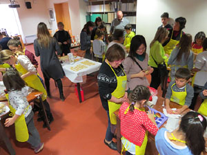 Nadal 2017. Taller de sufganiot, bunyols de Hanukk&agrave;, al Museu d'Hist&ograve;ria dels Jueus