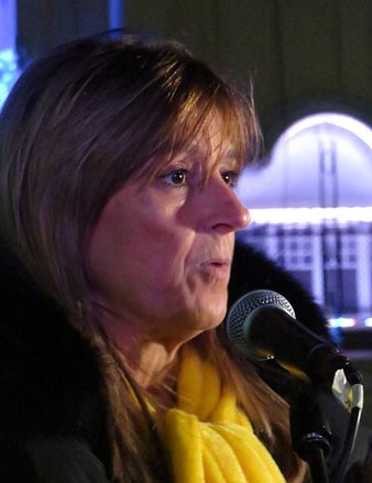 La regidora Gl&ograve;ria Planas durant la inauguraci&oacute;