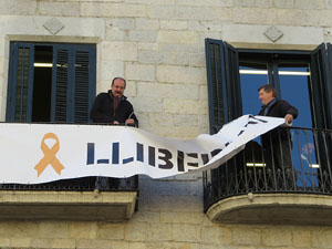 'R' de rep&uacute;blica. Acte per commemorar el primer mes de la proclamaci&oacute; de la Rep&uacute;blica, a la pla&ccedil;a