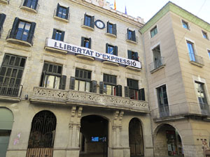 'R' de rep&uacute;blica. Acte per commemorar el primer mes de la proclamaci&oacute; de la Rep&uacute;blica, a la pla&ccedil;a