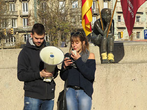 Canvi de nom de la plaça Constitució per plaça de l'1 d'octubre