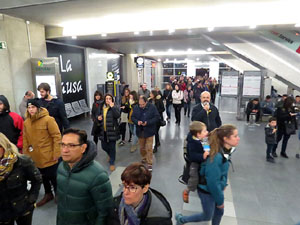 Vaga general 8 de novembre. Tall de les vies del TGV a Girona