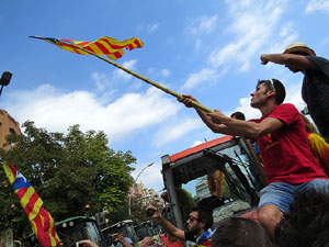 Marxa pagesa. Concentraci&oacute; de 500 tractors als carrers de Girona