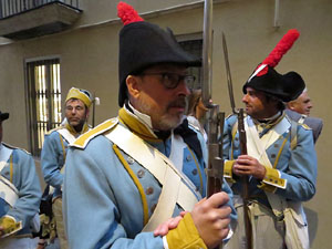 X Festa Reviu els Setges Napole&ograve;nics de Girona. Desfilada pels carrers de Girona