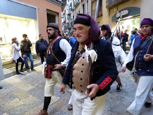X Festa Reviu els Setges Napole&ograve;nics de Girona. Desfilada pels carrers de Girona
