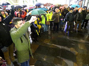 Concentraci&oacute; per la llibertat dels presos pol&iacute;tics a la pla&ccedil;a del Vi